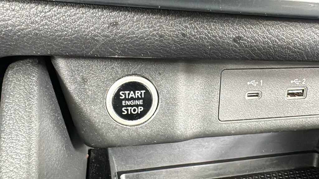 Used 2023 Nissan Rogue S FWD image 23