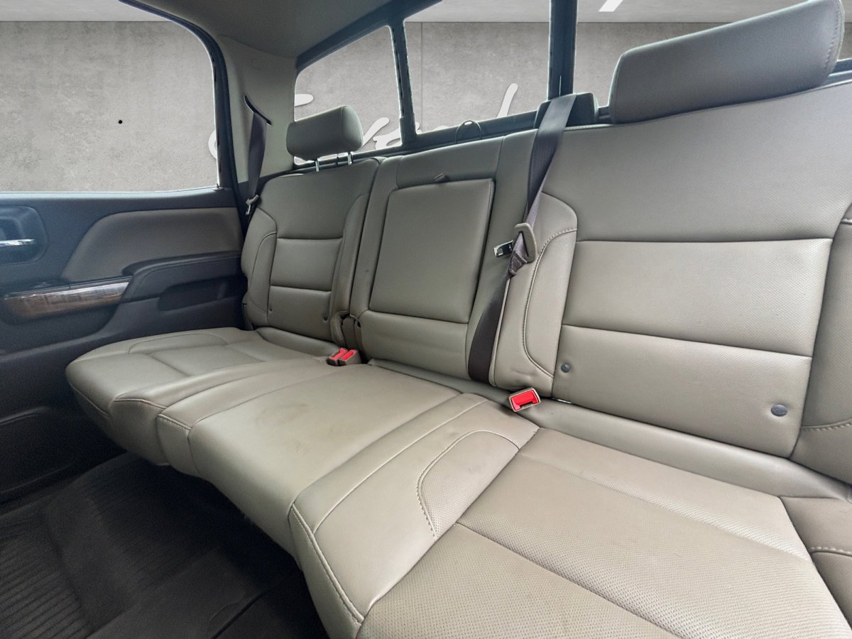 Used 2019 GMC Sierra 2500 SLT w/ Duramax Plus Package AWD/4WD image 27