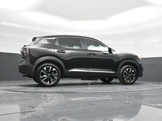 Used 2025 Nissan Kicks SV w/ SV Premium Package AWD/4WD image 28