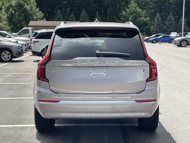 New 2027 Volvo XC90 B6 Plus AWD/4WD image 8