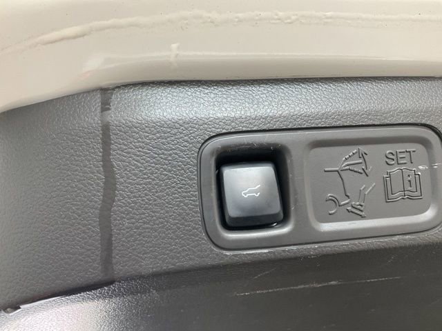 Used 2021 Ford Expedition Max XLT RWD image 21
