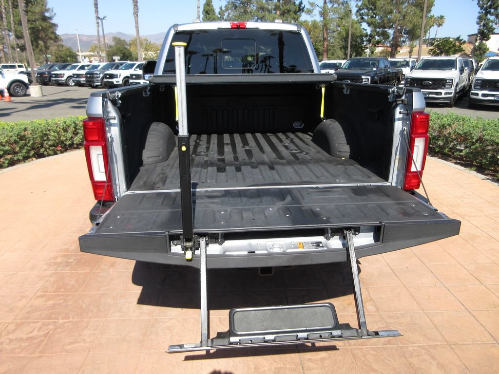 Certified 2021 Ford F250 Lariat w/ Lariat Ultimate Package AWD/4WD image 29
