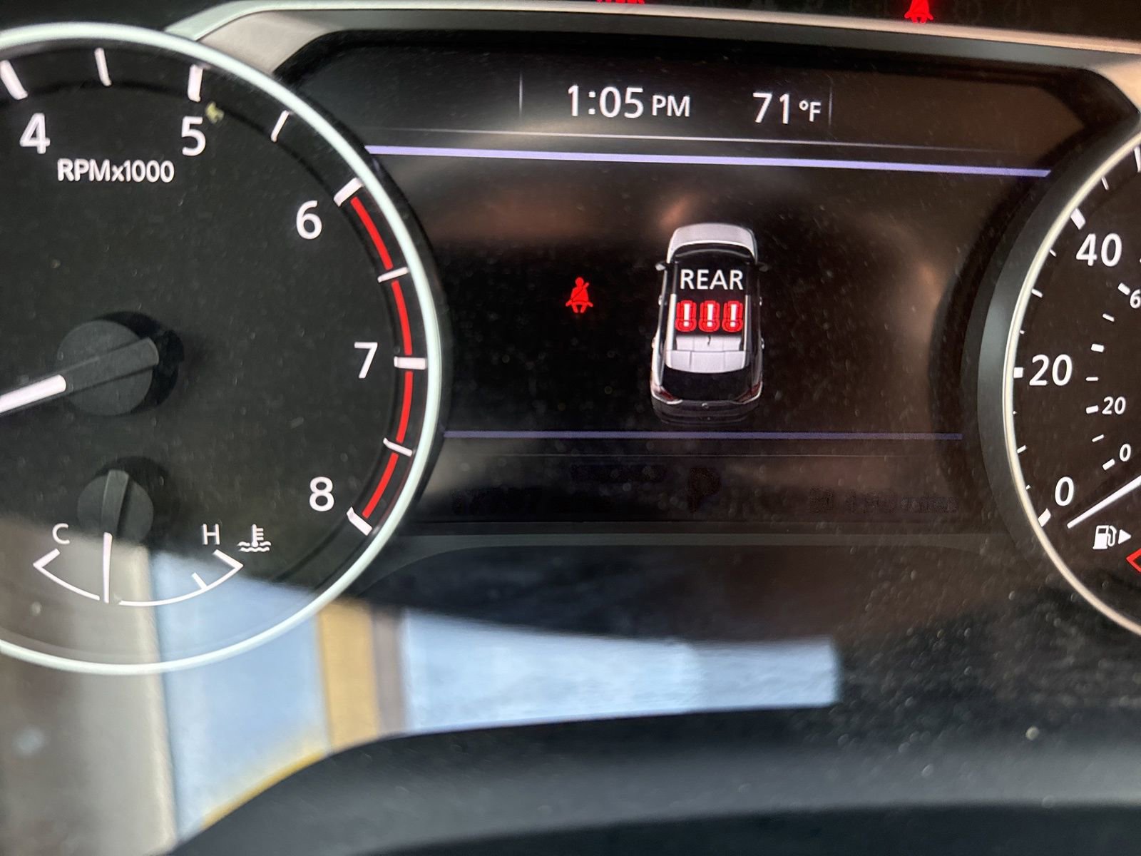 Used 2023 Nissan Rogue SV image 12