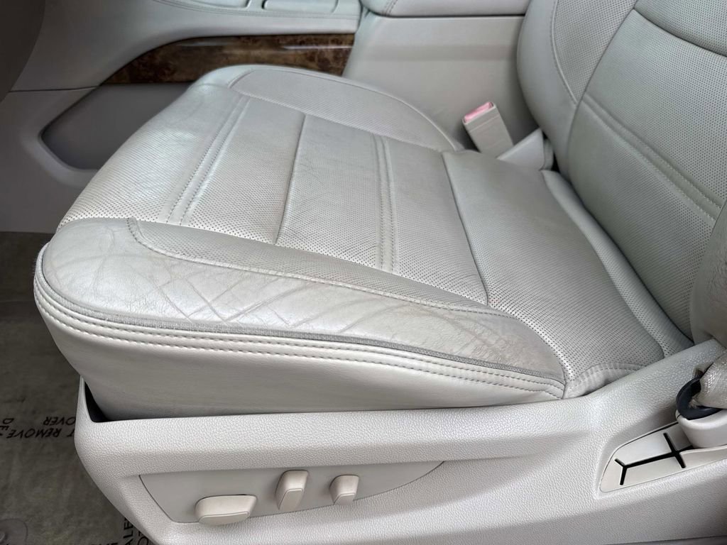 Used 2015 GMC Yukon Denali w/ Touring Package image 29