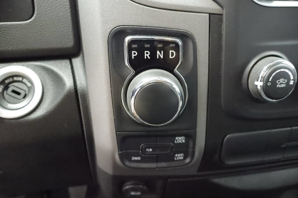 Certified 2019 RAM 1500 Express w/ Express Value Package AWD/4WD image 30