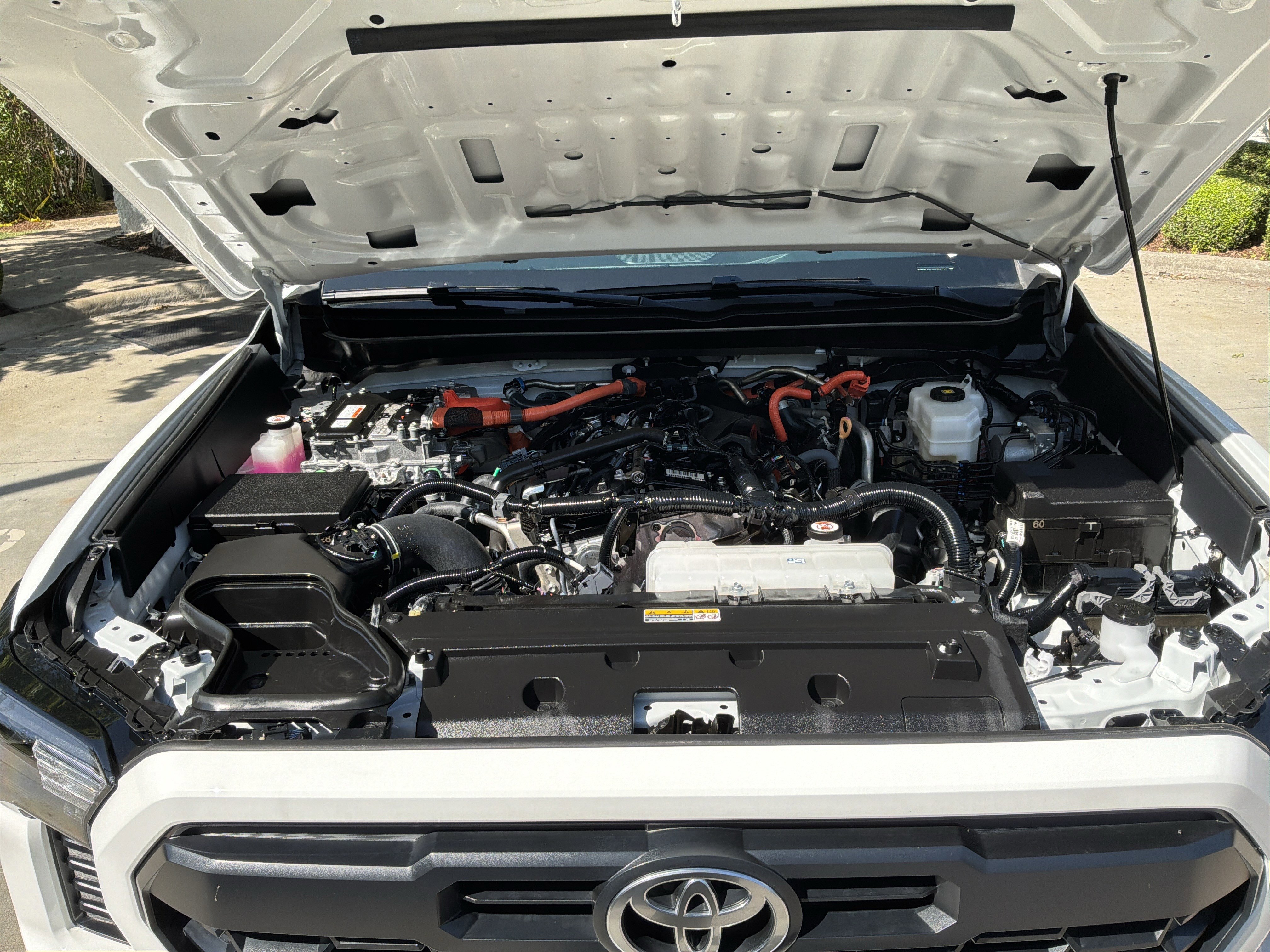 Used 2024 Toyota Tacoma TRD Off-Road AWD/4WD image 33