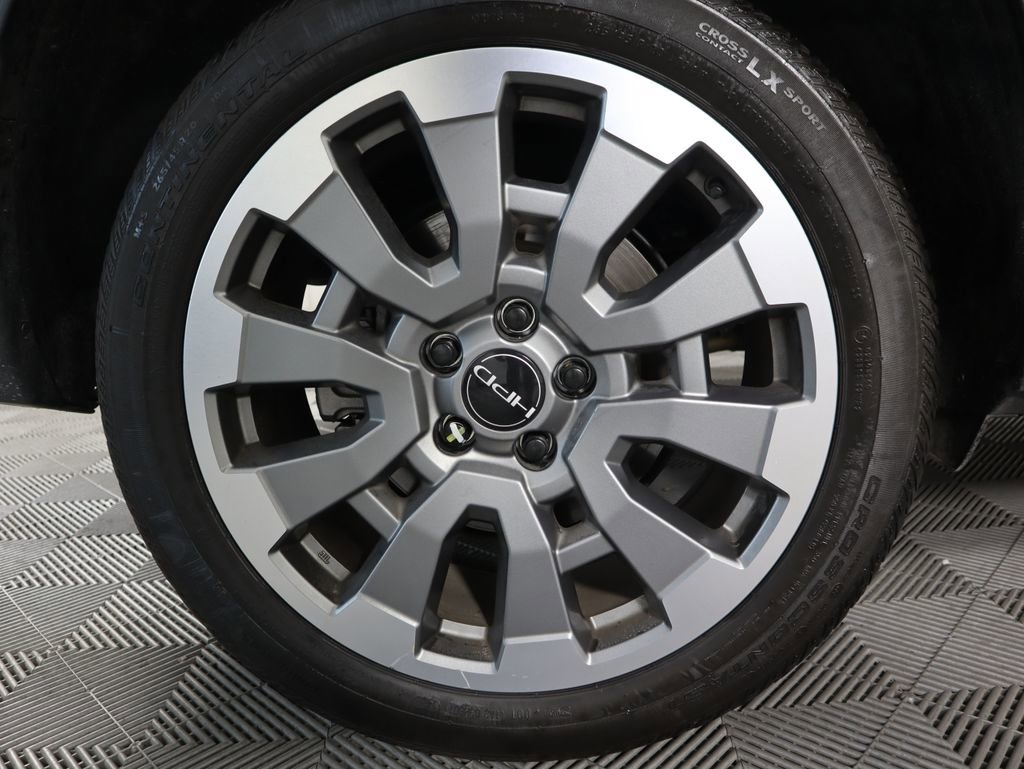 Certified 2024 Honda Passport Black Edition image 31