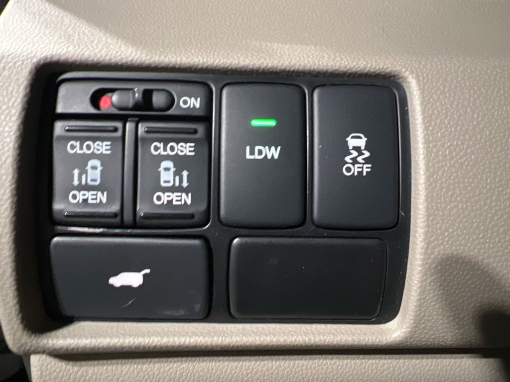 Used 2014 Honda Odyssey EX-L image 25