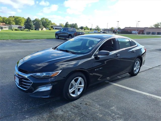 Used 2020 Chevrolet Malibu LS image 3