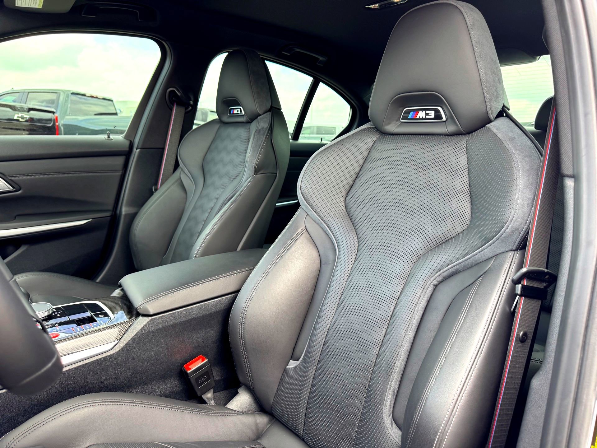 Used 2025 BMW M3 Competition image 18
