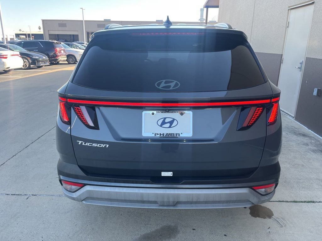 Used 2025 Hyundai Tucson SEL image 3