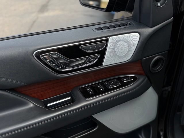 Used 2023 Lincoln Navigator L Reserve AWD/4WD image 14