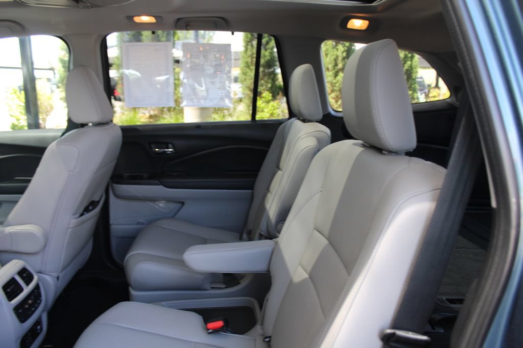 Used 2019 Honda Pilot Elite image 53