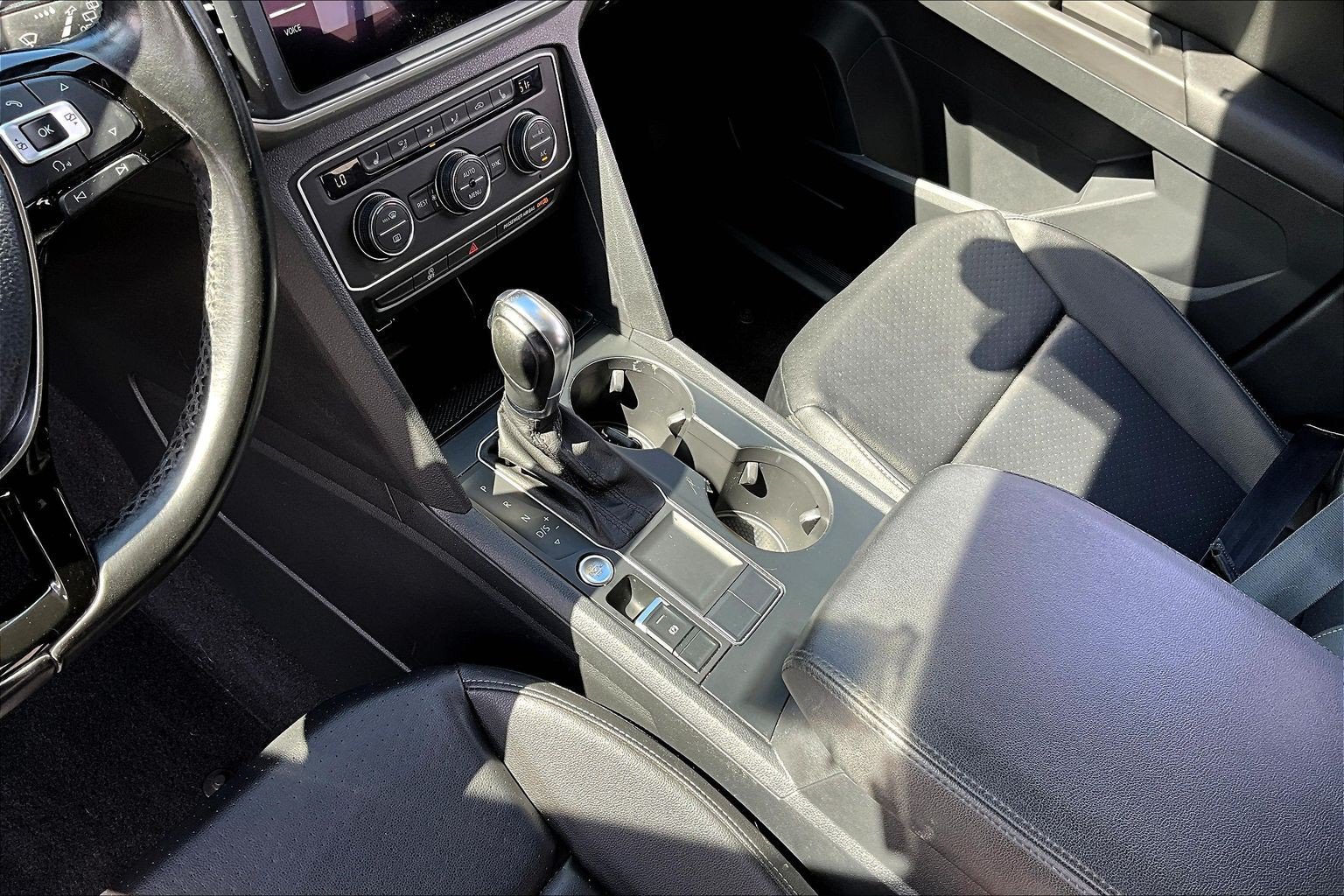 Used 2018 Volkswagen Atlas SE FWD image 14