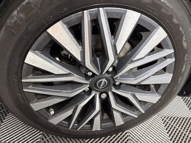 Used 2024 Nissan Altima 2.5 SV FWD image 13