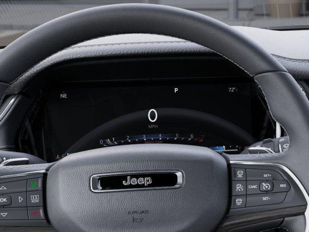 New 2025 Jeep Grand Cherokee Limited w/ Trailer Tow Package AWD/4WD image 17