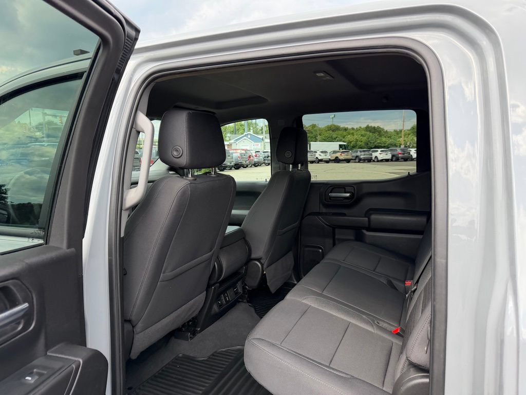 Used 2024 Chevrolet Silverado 1500 Custom Trail Boss AWD/4WD image 11