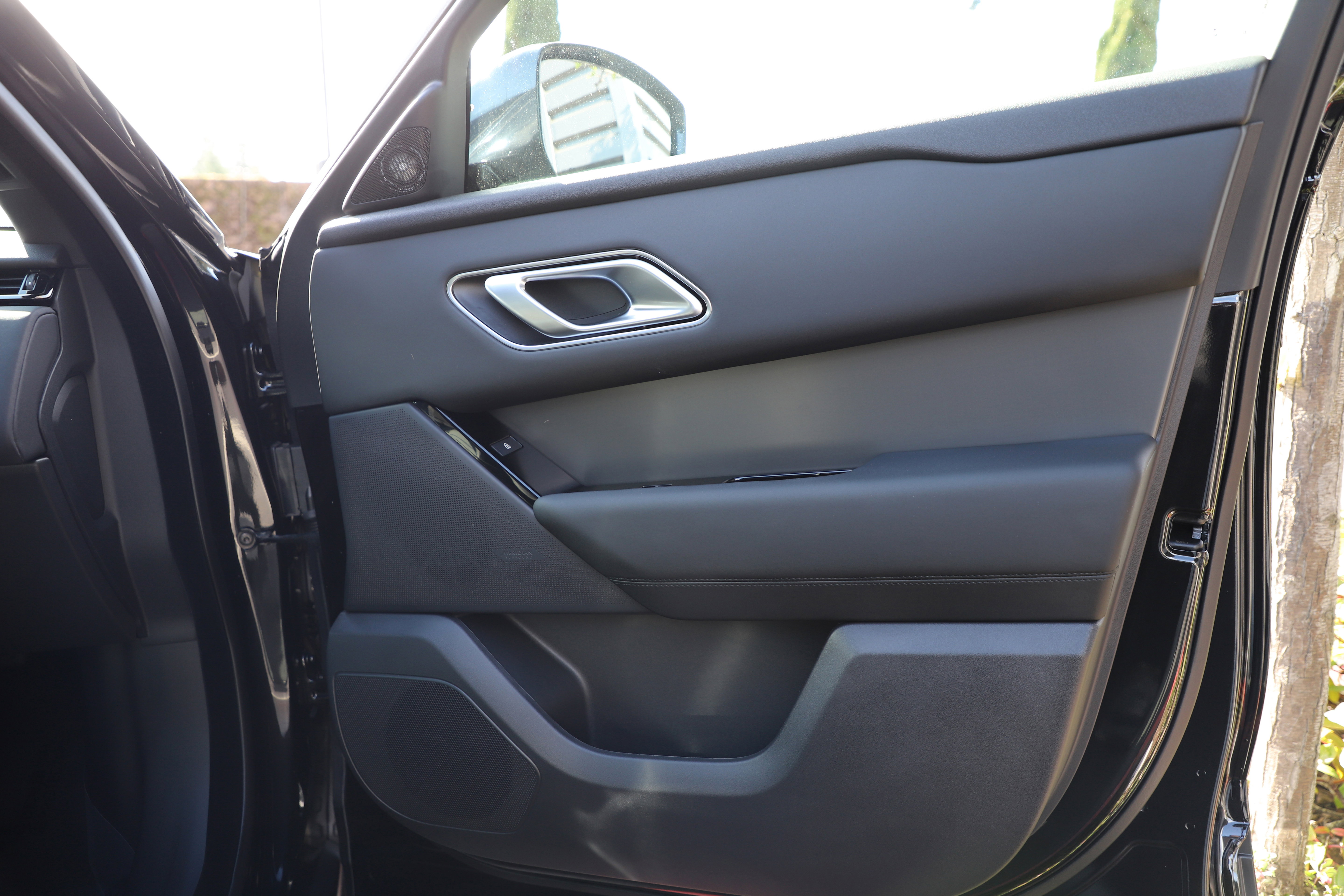 New 2026 Land Rover Range Rover Velar S image 10