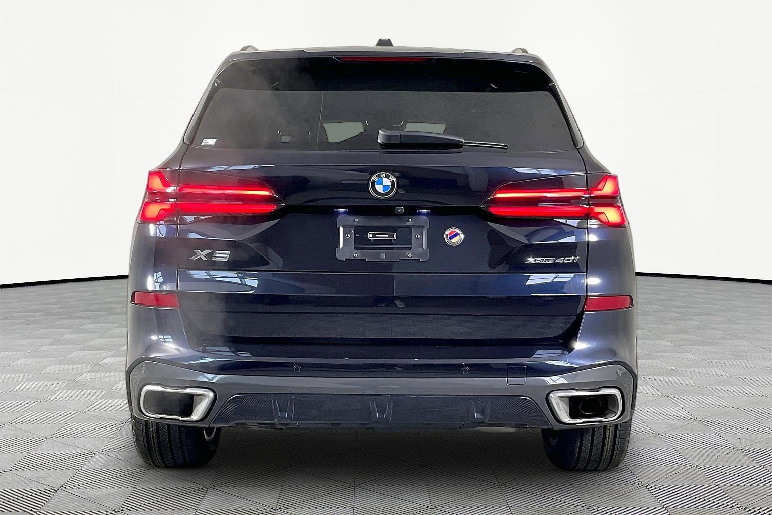 Certified 2024 BMW X5 xDrive40i w/ M Sport Package image 7