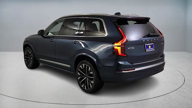 Used 2026 Volvo XC90 B6 Plus w/ Protection Package AWD/4WD image 5