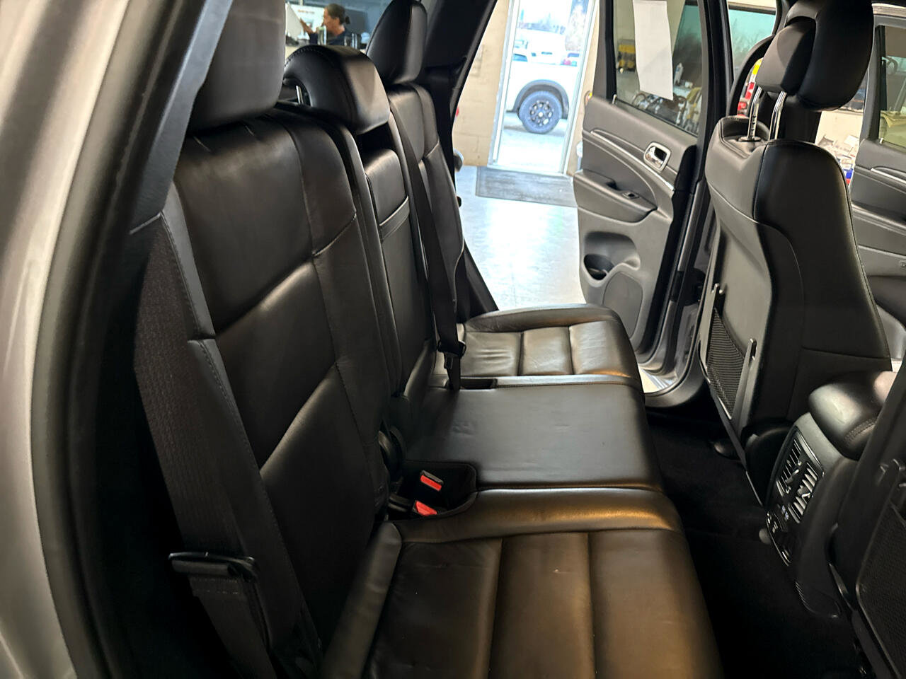 Used 2019 Jeep Grand Cherokee Limited image 43