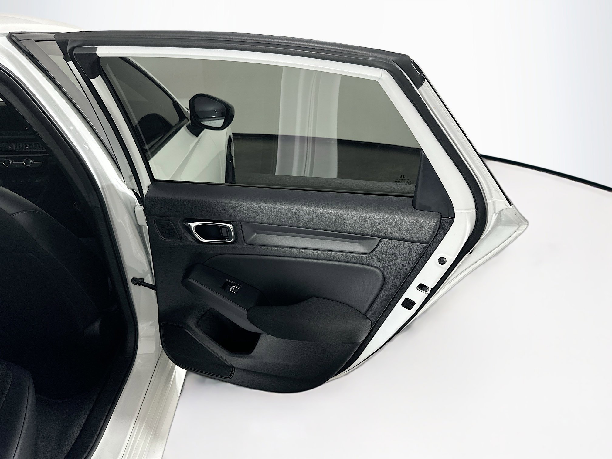 Used 2025 Honda Civic Sport image 29