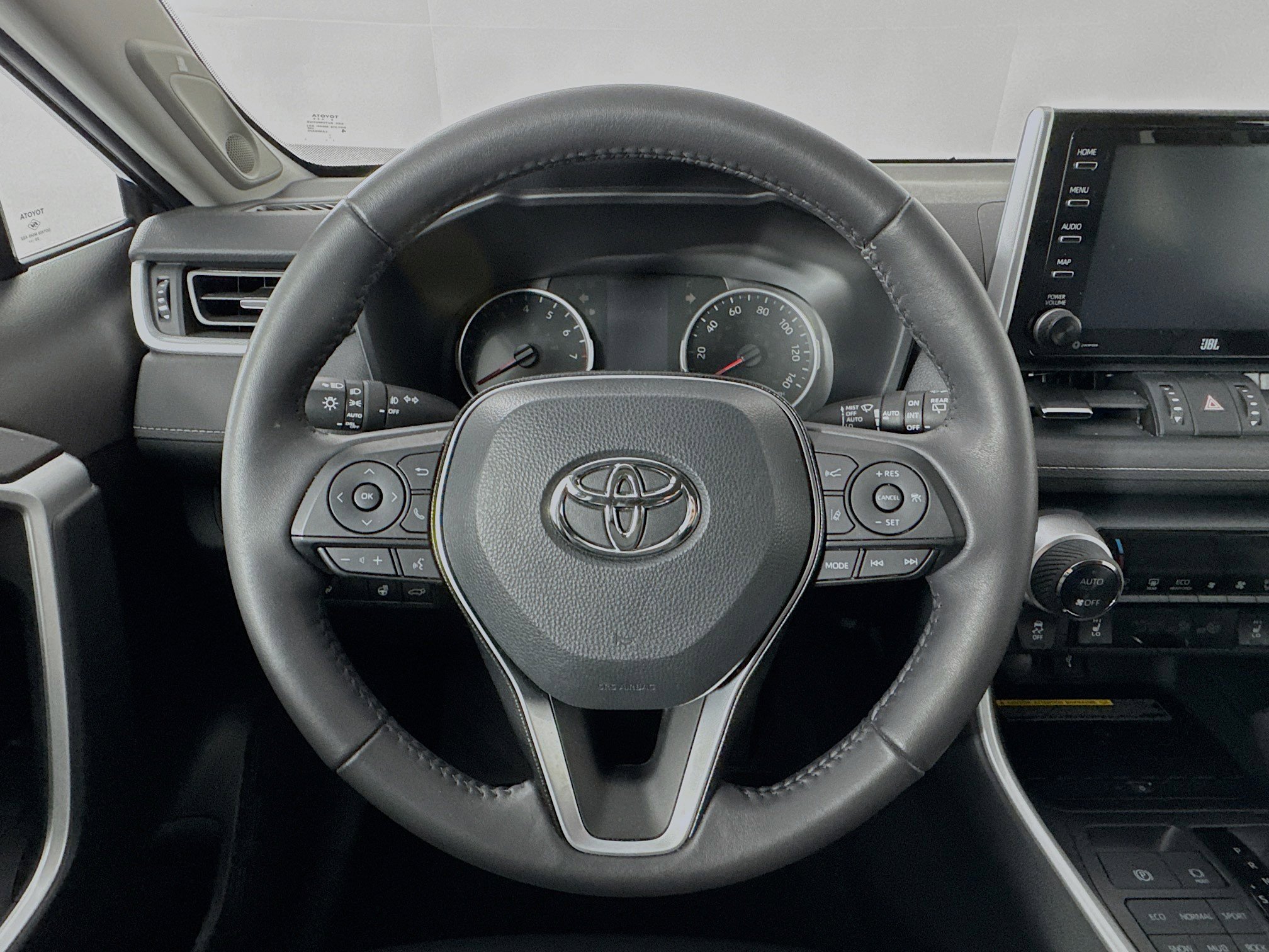 Used 2021 Toyota RAV4 XLE Premium AWD/4WD image 11
