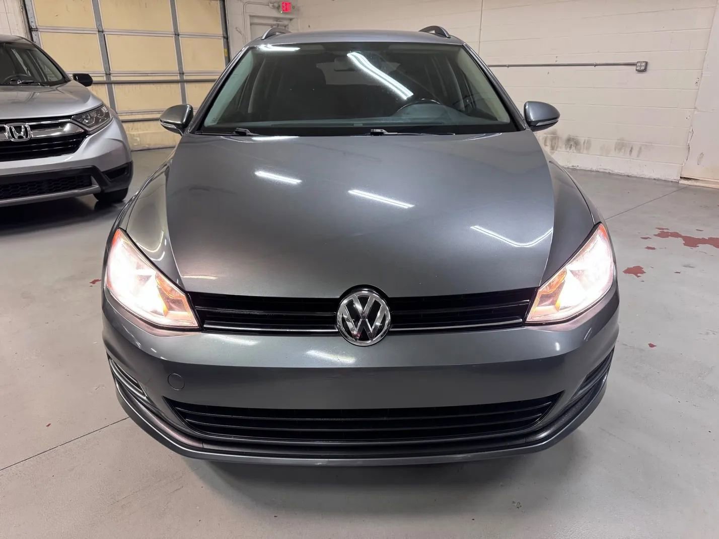 Used 2016 Volkswagen Golf S FWD image 8