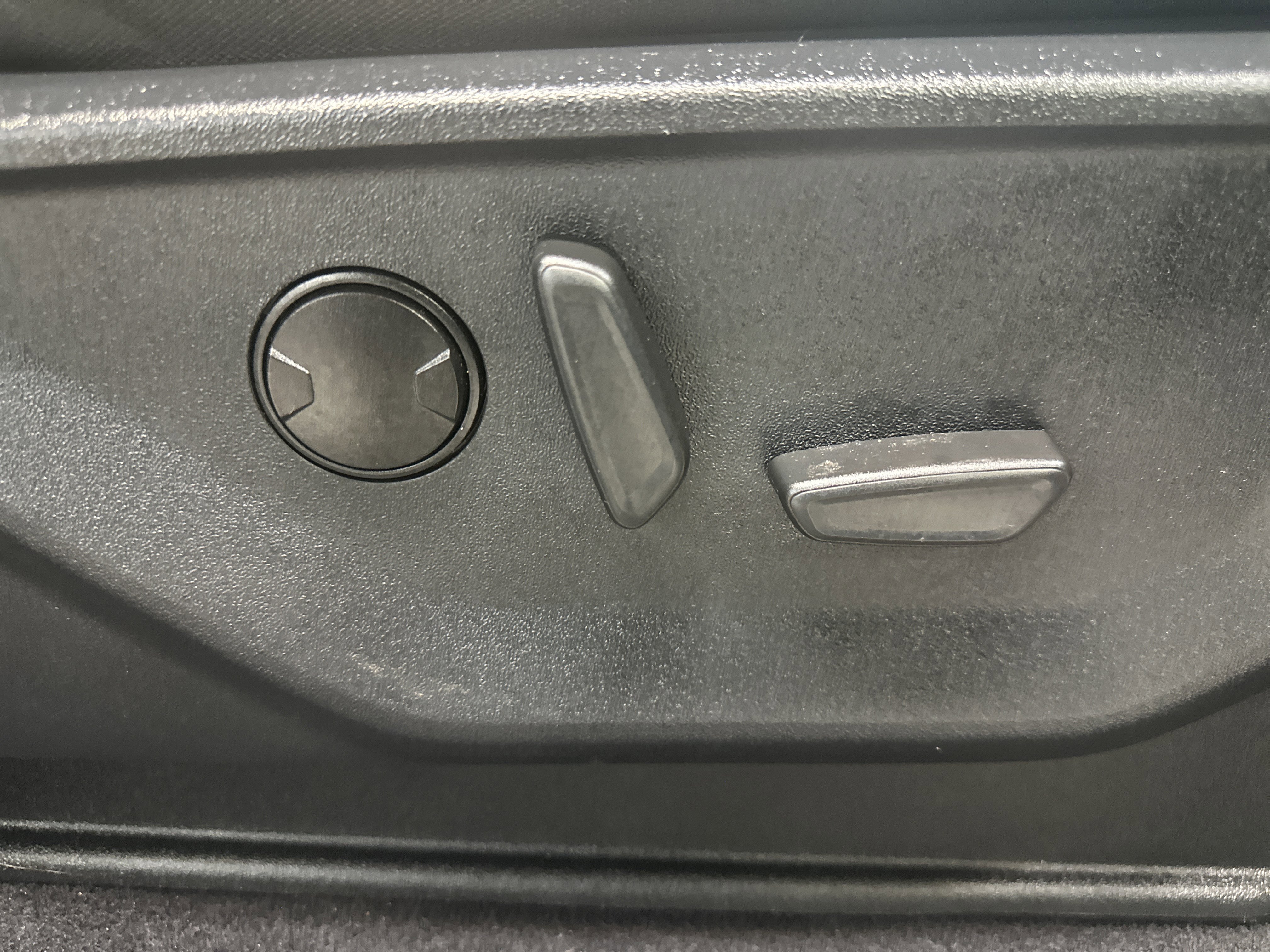 Used 2023 Ford F150 XLT w/ Equipment Group 302A High image 27