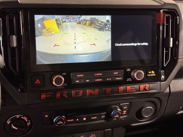 Used 2025 Nissan Frontier PRO-4X w/ Black Accent Package AWD/4WD image 10