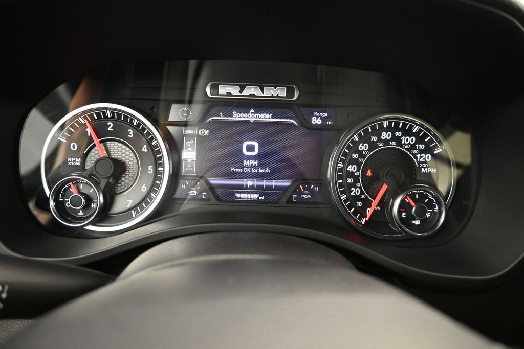 Used 2025 RAM 1500 Laramie AWD/4WD image 14