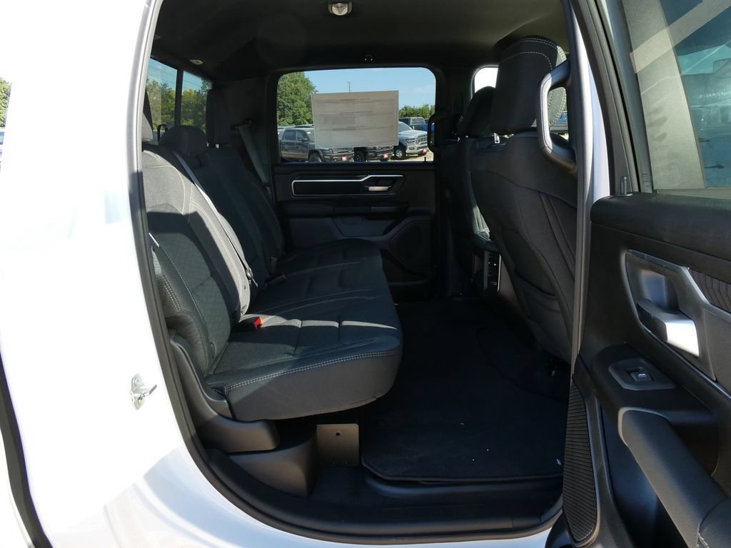 New 2027 RAM 1500 4x4 Crew Cab image 10