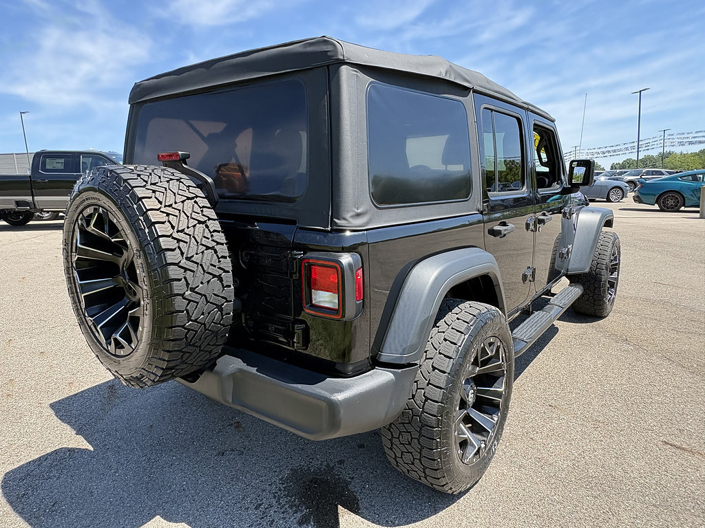 Used 2018 Jeep Wrangler Unlimited Sport S AWD/4WD image 5