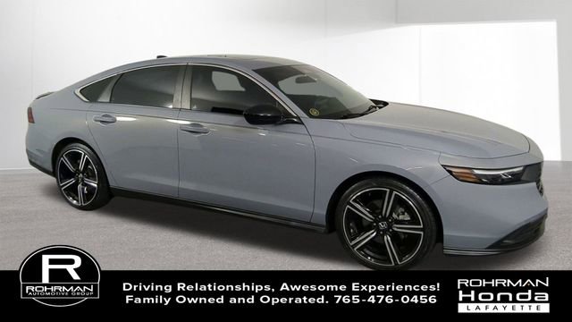 Used 2023 Honda Accord Sport image 2
