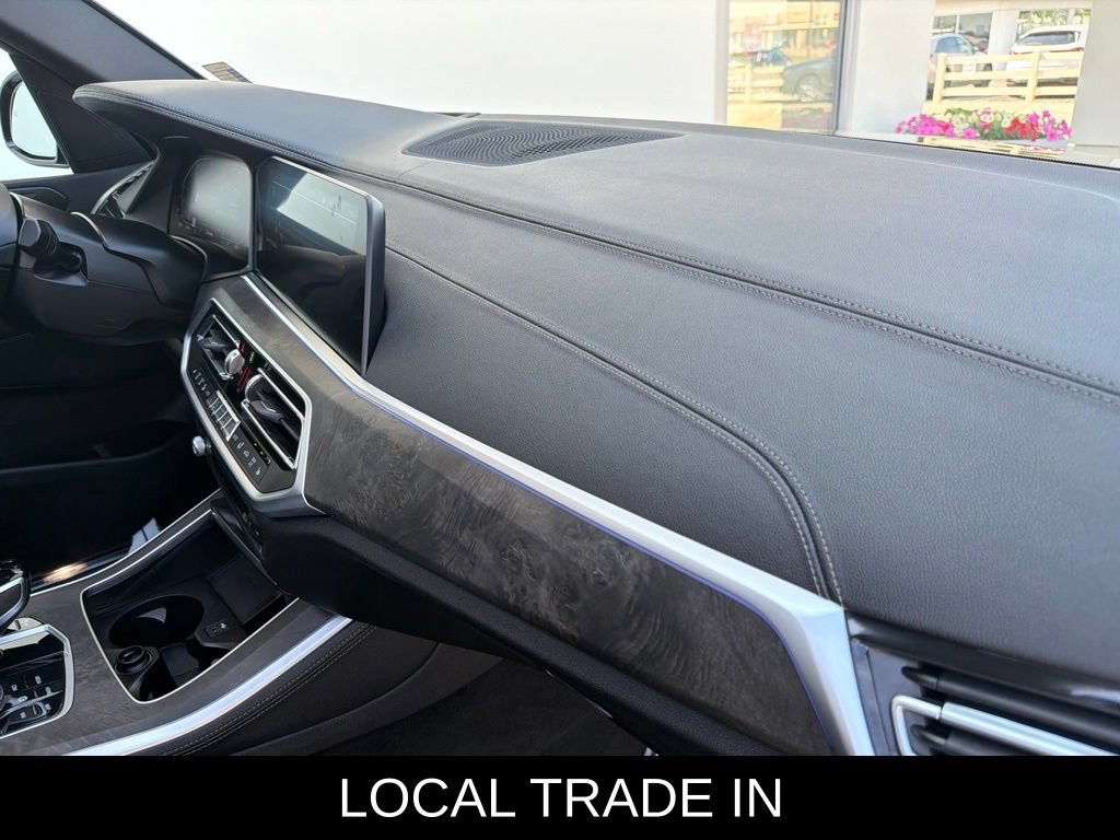 Used 2022 BMW X5 xDrive40i w/ M Sport Package AWD/4WD image 20