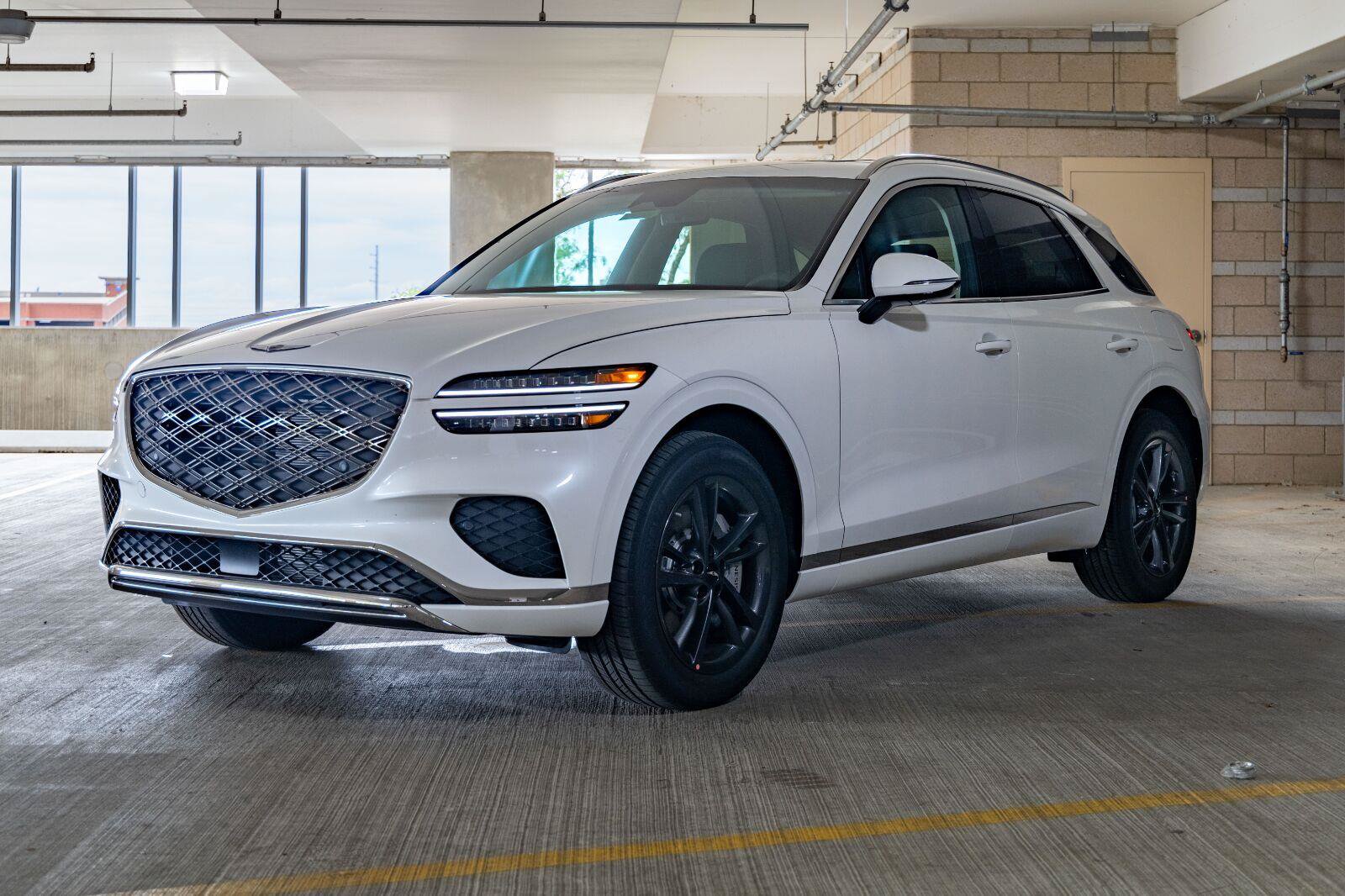 New 2027 Genesis GV70 2.5T Select AWD/4WD image 2