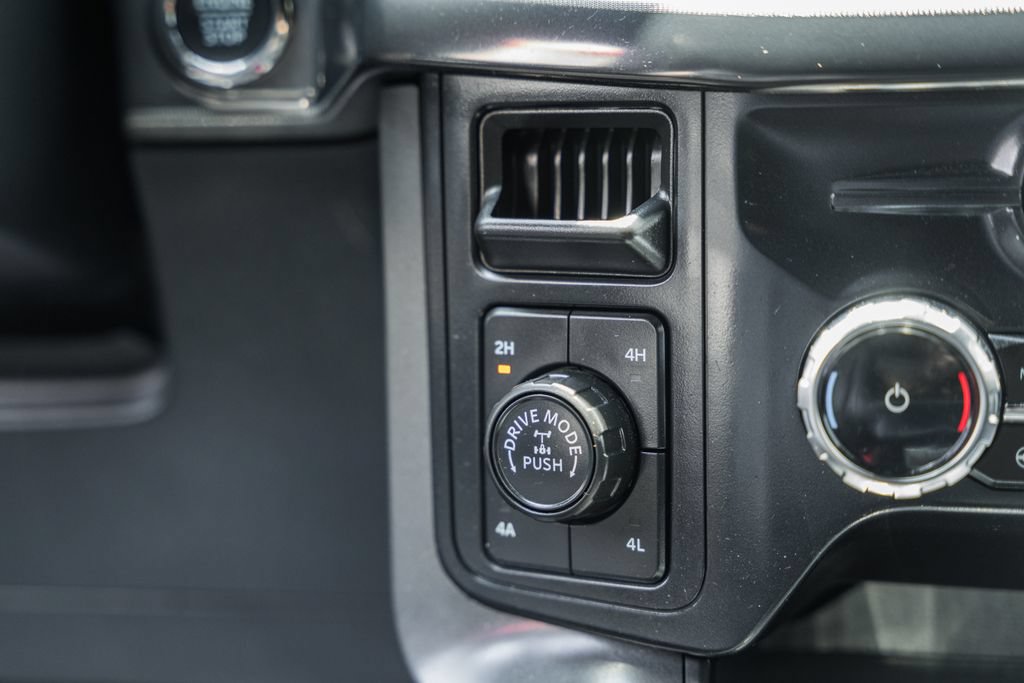 Used 2024 Ford F150 Lariat w/ Equipment Group 502A High AWD/4WD image 23