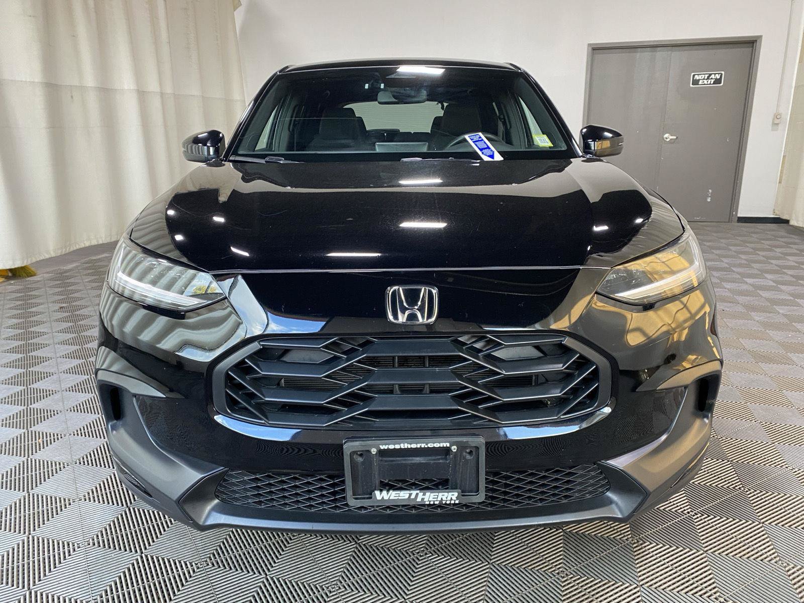 Used 2024 Honda HR-V Sport image 2