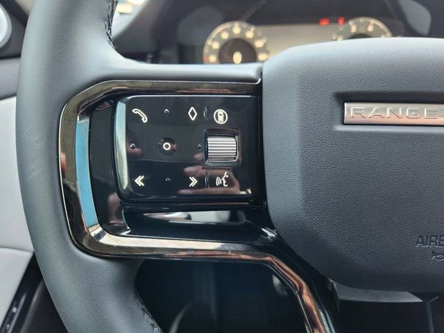 Used 2024 Land Rover Range Rover Evoque Dynamic SE image 30