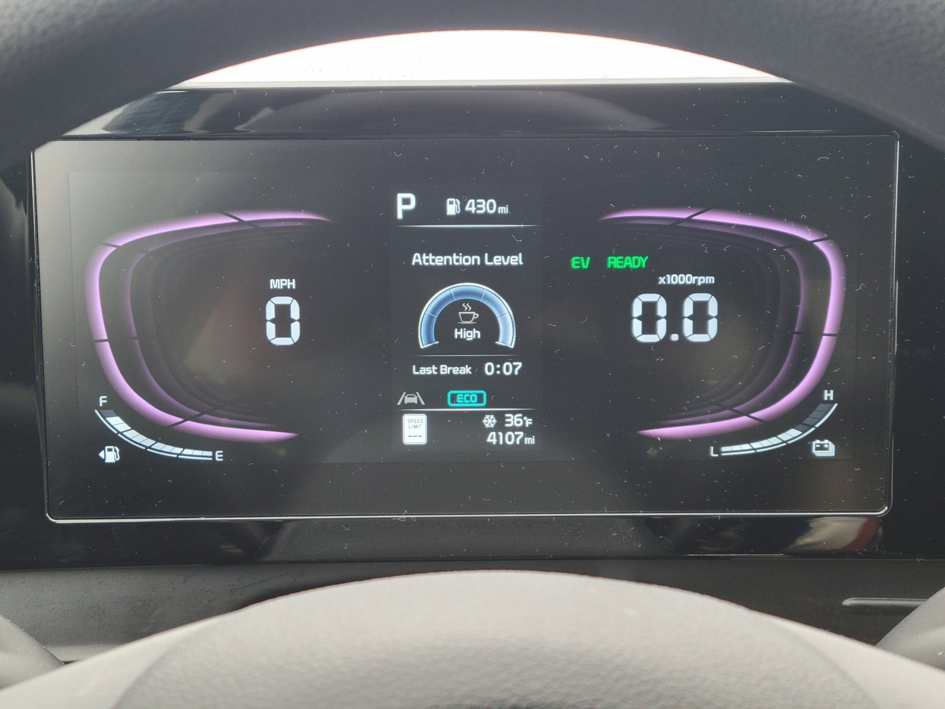 Used 2025 Kia Sportage LX image 24