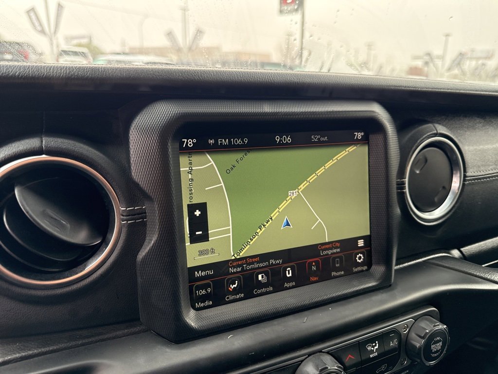 Used 2022 Jeep Wrangler Unlimited Sahara image 23