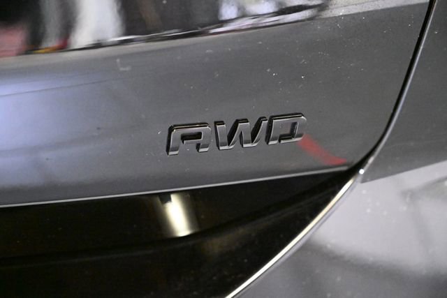 Used 2021 Chevrolet Equinox LS w/ LPO, Blackout Package image 13