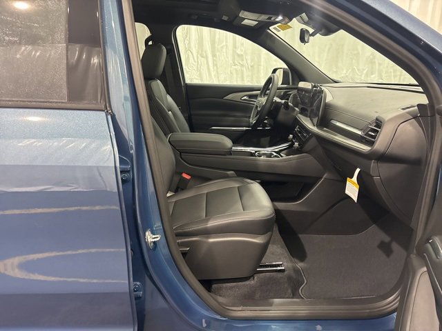 New 2026 Chevrolet Traverse LT w/ Sun and Wheel Package image 15