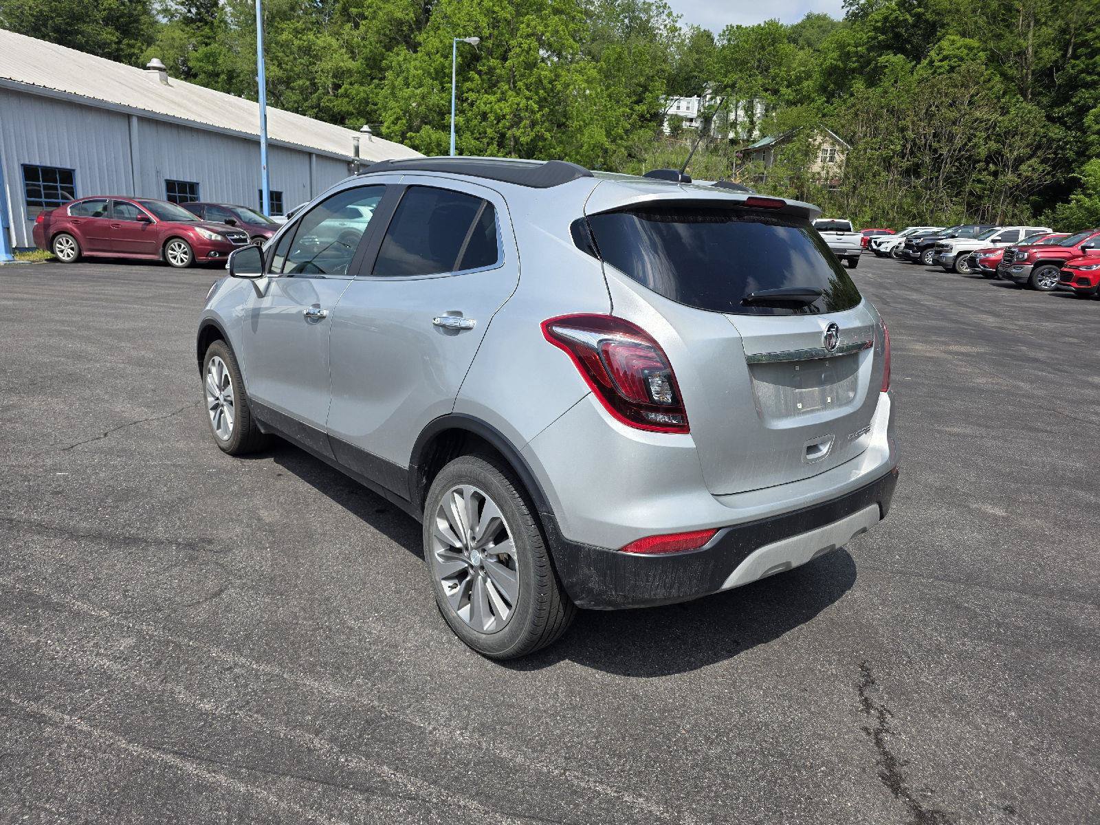 Used 2019 Buick Encore Preferred AWD/4WD image 5