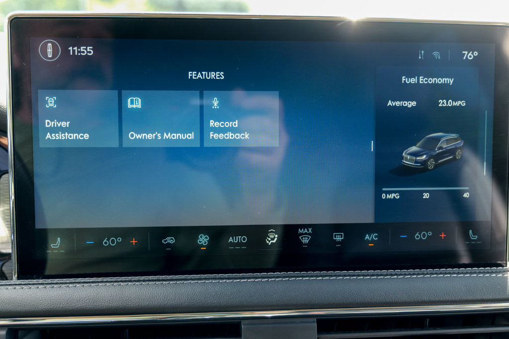 Used 2023 Lincoln Corsair AWD image 55