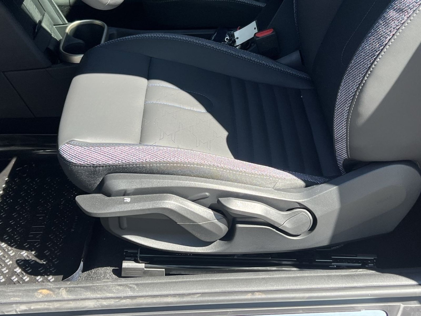 New 2025 MINI Cooper S FWD image 11