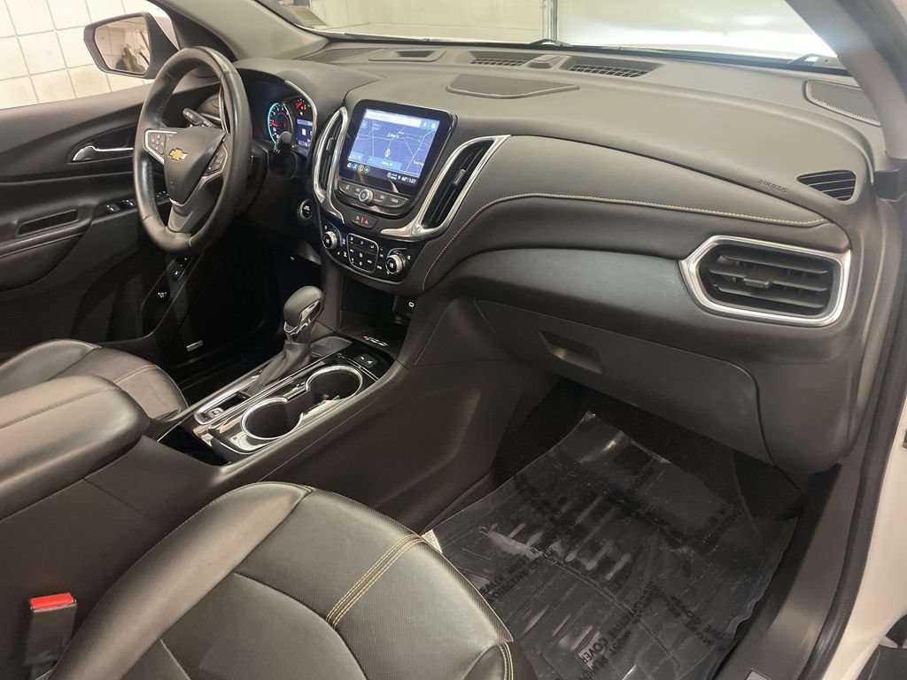 Used 2023 Chevrolet Equinox Premier FWD image 24