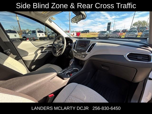 Used 2023 Chevrolet Equinox LS w/ LS Convenience Package image 9