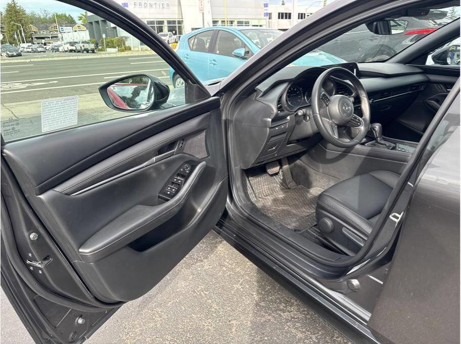 Used 2024 MAZDA MAZDA3 s image 7