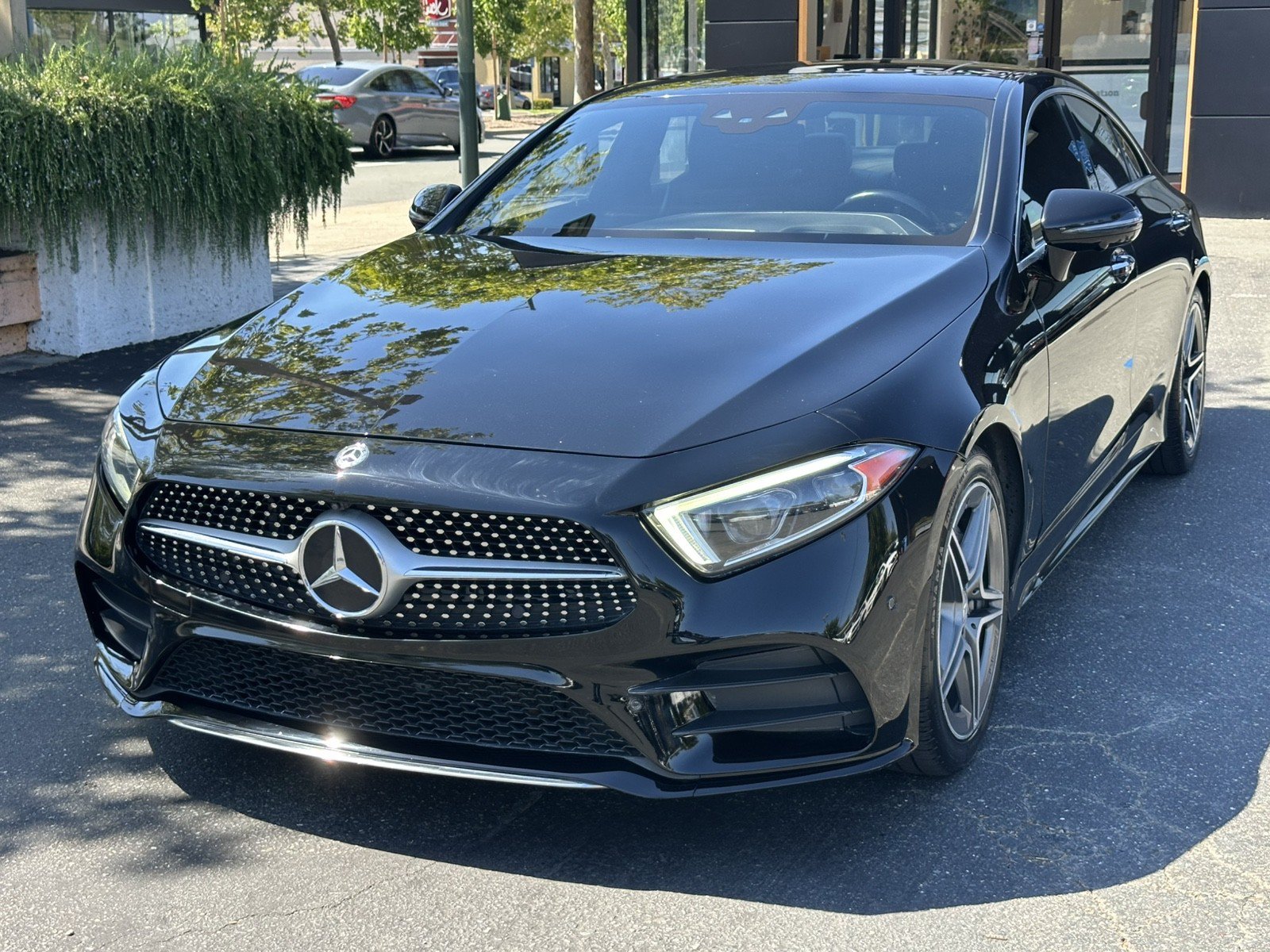 Used 2019 Mercedes-Benz CLS 450 4MATIC w/ Parking Assist Package image 4